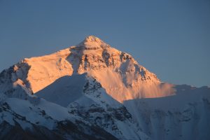 El Monte Everest, el pico mas alto del mundo.